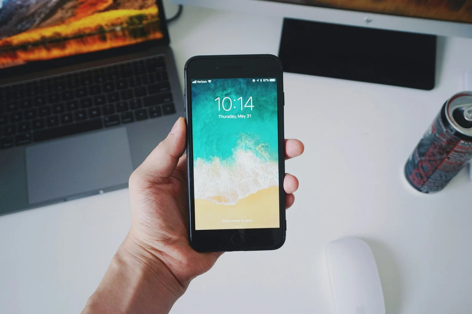Photographie éditoriale en lien avec « Applications de méditation : guide utile ou abonnement oublié ? »
