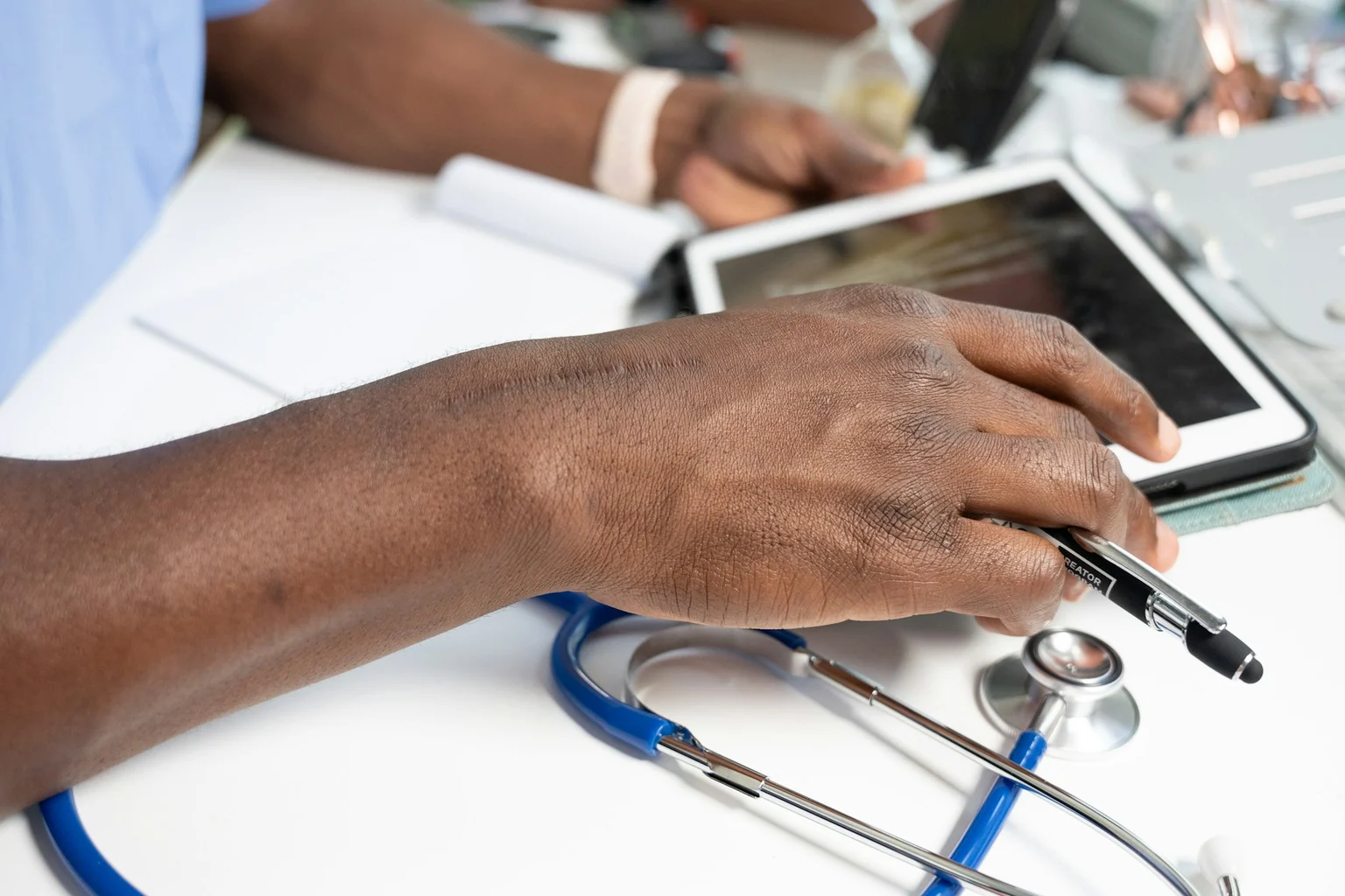 Photographie éditoriale en lien avec « Breveté ou cliniquement testé : mots rassurants qui ne garantissent pas l’efficacité »