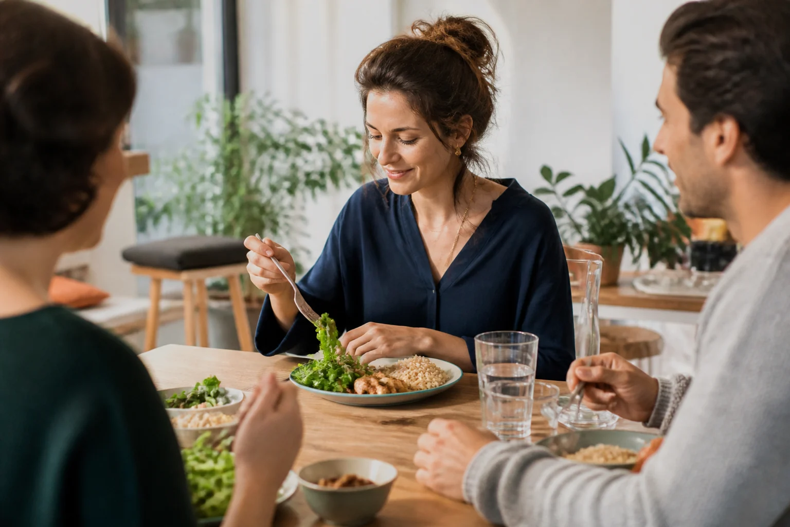 Photographie éditoriale en lien avec « Ordre des aliments : légumes et protéines avant les glucides, est-ce utile ? »