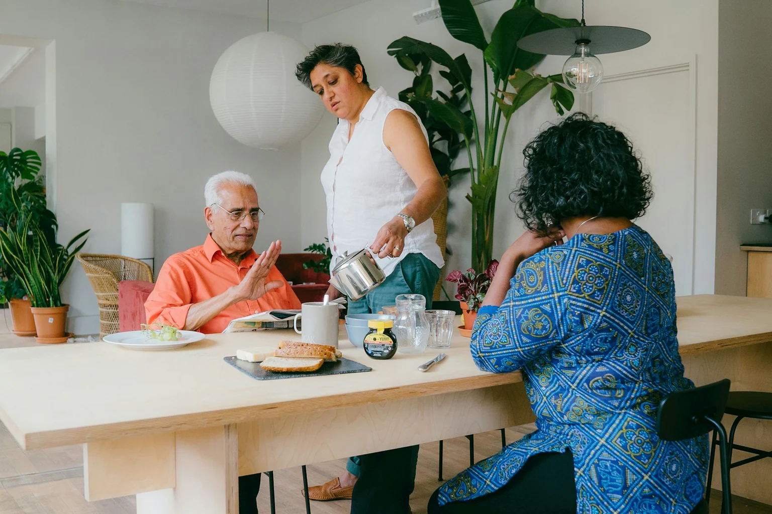 Photographie éditoriale en lien avec « Repas seul : retrouver l’envie de manger quand la convivialité manque »