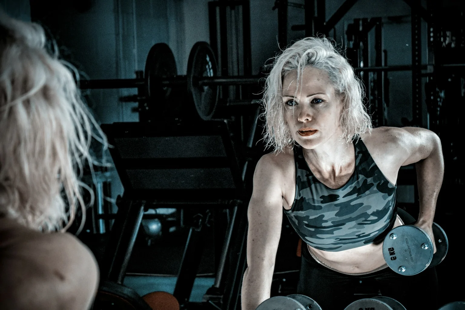 Photographie éditoriale en lien avec « Squat goblet : apprendre à s’accroupir avec un contrepoids »